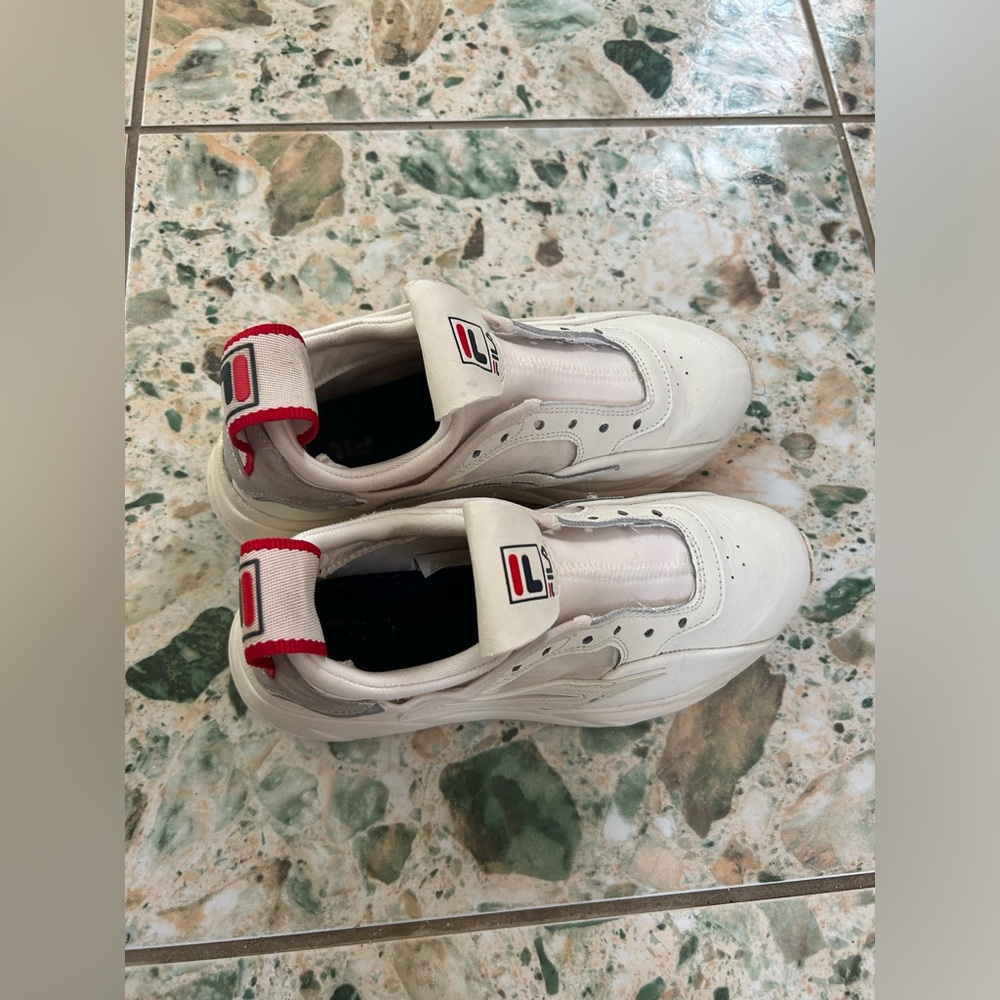 Fila Shoes Size 6 - Picture 4 of 10